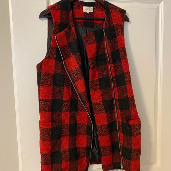 Jolt Jackets & Blazers - Jolt Women's Red and Black Plaid Vest